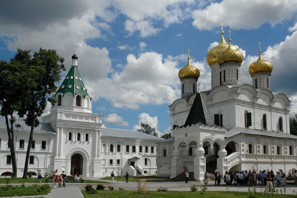 Кострома- Ипатьевский Свято-Троицкий монастырь